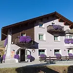 Panzió Al Chestelet Livigno