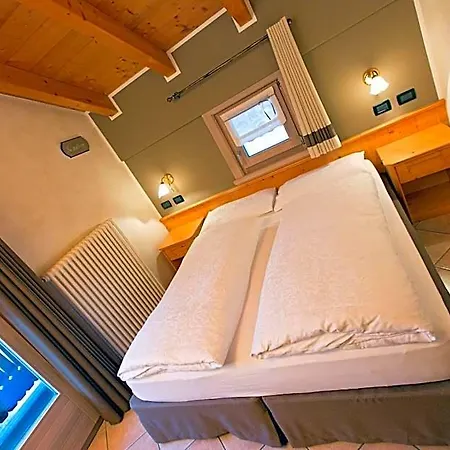 Al Chestelet Bed & Breakfast 3*