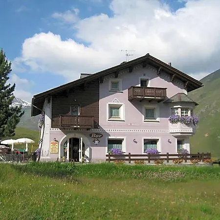 Al Chestelet Bed & Breakfast Livigno