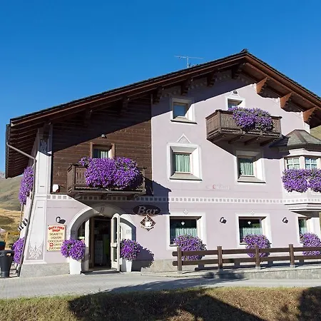 Alojamento de Acomodação e Pequeno-almoço Al Chestelet Livigno